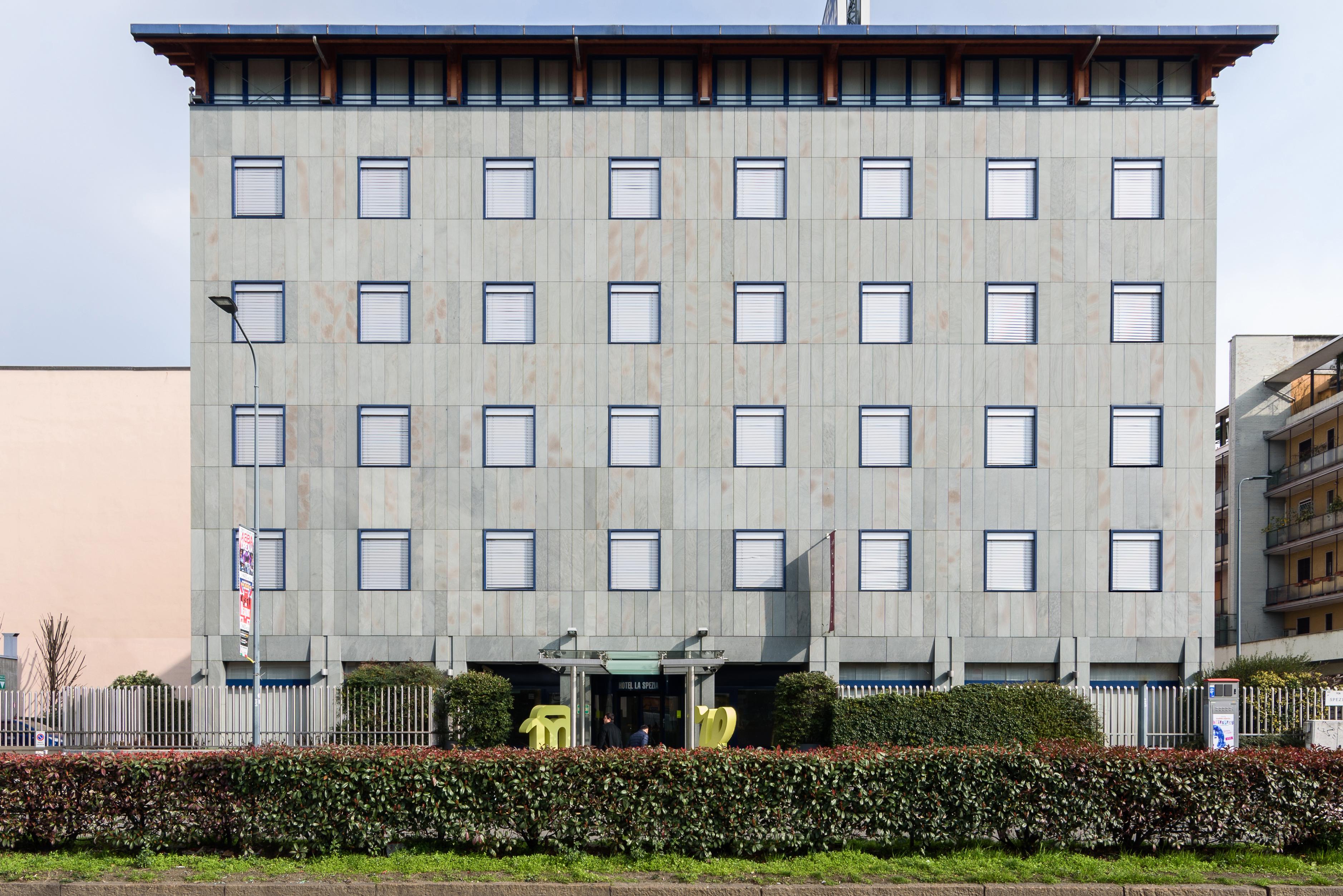 B&B Hotel Milano La Spezia Esterno foto