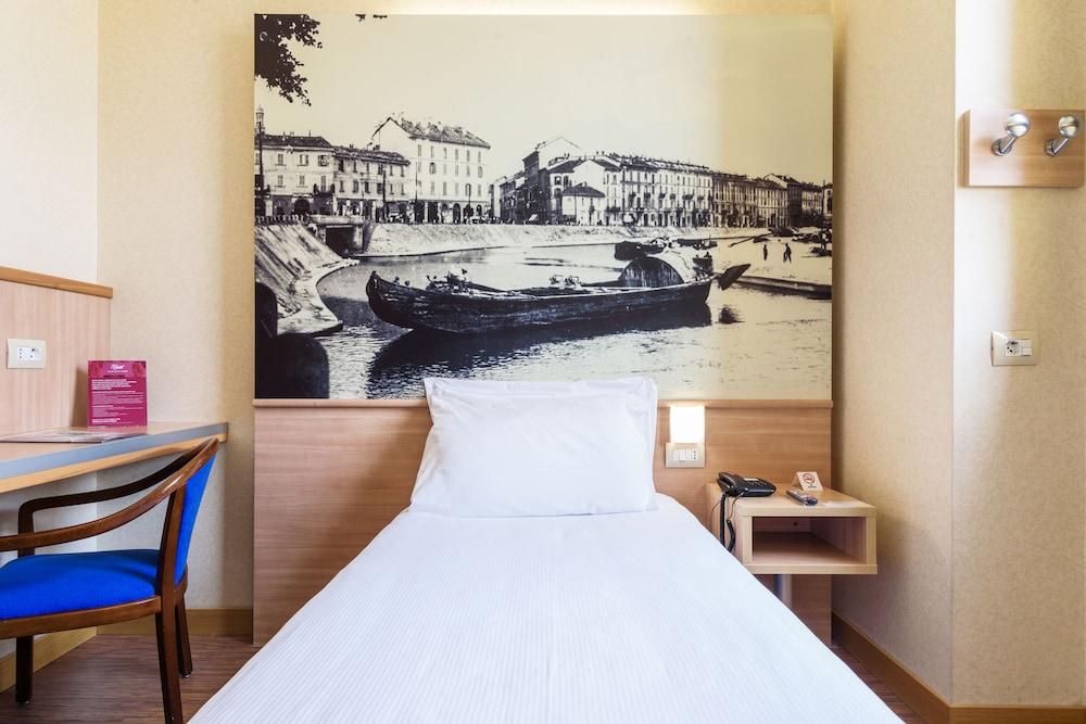 B&B Hotel Milano La Spezia Esterno foto