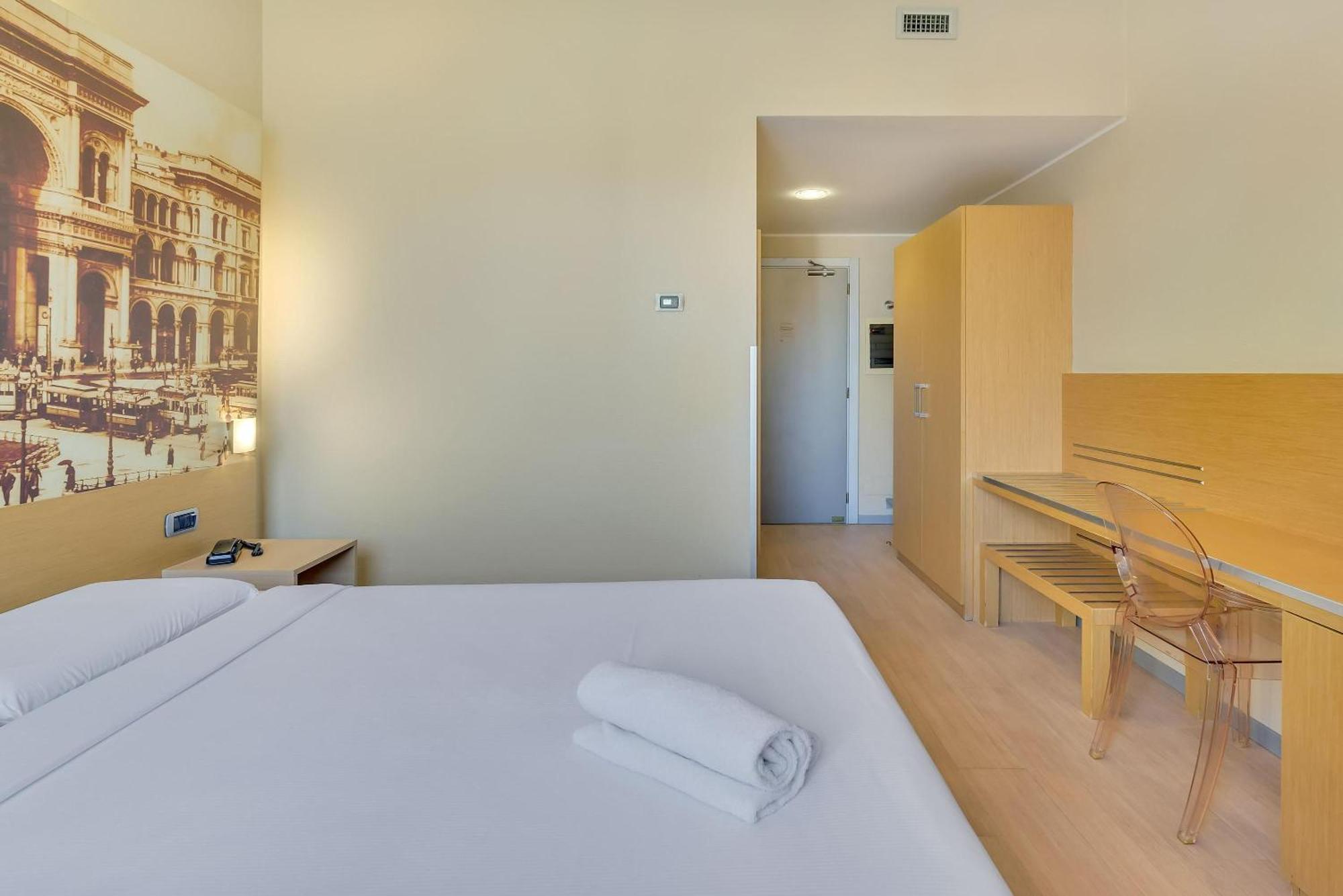 B&B Hotel Milano La Spezia Esterno foto