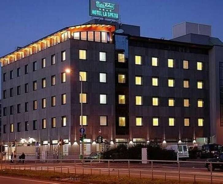 B&B Hotel Milano La Spezia Esterno foto