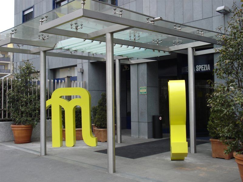 B&B Hotel Milano La Spezia Esterno foto